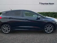 Usado Ford Fiesta ST-Line 100 CV (73 kW) 2022 Negro Utilitario
