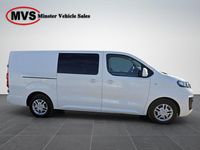 Used Vauxhall Vivaro Sportive 120 HP (88 kW) 2020 White MPV