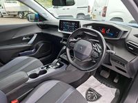 Used Peugeot 2008 Allure 129 HP (94 kW) 2020 Blue SUV