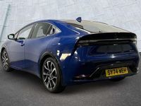 Begagnad Toyota Prius 220 HK (161 kW) 2024 Blå Halvkombi