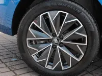 New Skoda Kamiq Design Edition 94 HP (69 kW) 2026 Race blue metallic black magic pearl effect SUV