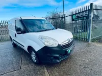 Used Vauxhall Combo 2014 White MPV