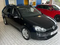 Begagnad VW Golf VII SE 105 HK (77 kW) 2013 Svart Kombi