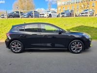 Używany Ford Focus ST-Line 2022 Czarny Hatchback