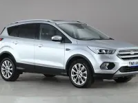 Usado Ford Kuga Titanium 179 CV (131 kW) 2019 Plateado SUV