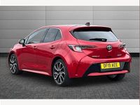 Used Toyota Corolla 122 HP (89 kW) 2019 Red Hatchback