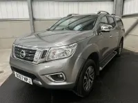 Used Nissan Navara Tekna 190 HP (139 kW) 2017 Grey Pickup