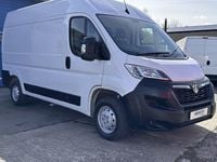 Second-hand Vauxhall Movano 2023 Alb