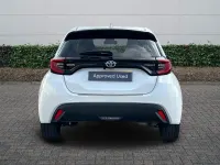 Used Toyota Yaris Design 116 HP (85 kW) 2024 White Hatchback
