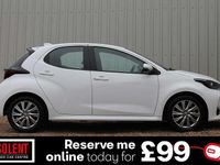 Used Toyota Yaris Hybrid 113 HP (83 kW) 2022 White Hatchback
