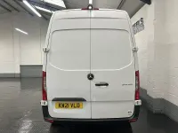 Used Mercedes Sprinter Premium 143 HP (105 kW) 2021 White Van