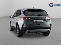 Usado Ford Kuga Titanium 150 HP (110 kW) 2023 Prateado SUV