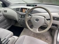 Used Toyota Prius 2001 Silver Sedan