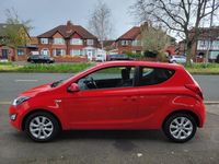 Used Hyundai i20 Active 85 HP (62 kW) 2013 Red Hatchback