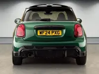 Używany Mini Cooper Hatch 136 KM (100 kW) 2023 Zielony Hatchback