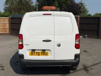 Used Vauxhall Combo 100 HP (73 kW) 2021 White MPV