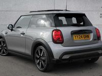 Used Mini Cooper Exclusive 134 HP (98 kW) 2024 Silver Hatchback