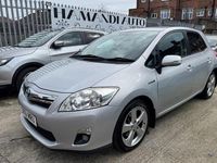 Used Toyota Auris Hybrid 136 HP (100 kW) 2011