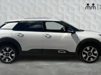 Used Citroën C4 Cactus Flair 110 HP (80 kW) 2018 White Hatchback