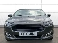 Begagnad Ford Mondeo Titanium 187 HK (137 kW) 2018 Grå Sedan
