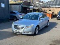 Usado Vauxhall Insignia SRi 163 CV (119 kW) 2013 Plateado Utilitario