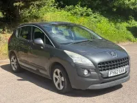 Usado Peugeot 3008 Active 112 HP (82 kW) 2012 Cinzento Carrinha