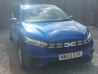Gebraucht Dacia Sandero Essentiel 91 PS (66 kW) 2023 Blau Kleinwagen