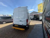 Used Ford Transit 130 HP (95 kW) 2018 White Van