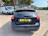 Used Ford Focus Zetec 115 HP (84 kW) 2015 Black Hatchback