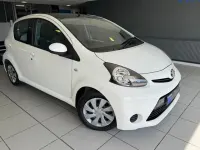 Used Toyota Aygo 2014 White Hatchback