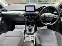 Used Ford Focus Titanium 125 HP (91 kW) 2019 Silver Hatchback