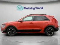 Used Kia e-Niro 147 kW (201 HP) 2023 Orange SUV