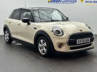 Used Mini Cooper Classic 134 HP (98 kW) 2020 White Hatchback