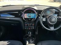 Usado Mini Cooper Classic 134 CV (98 kW) 2022 Blanco Utilitario