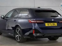 Used BMW 520 M Sport 205 HP (150 kW) 2025 Blue Estate