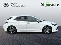 Used Toyota Corolla Design 140 HP (102 kW) 2022 White Hatchback