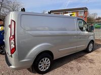 Begagnad Ford Transit Custom Limited 2022 Silver Van