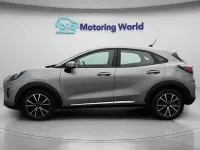 Käytetty Ford Puma Titanium 125 HP (91 kW) 2022 Hopea Katumaasturi