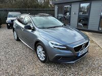 Begagnad Volvo V40 Pro 2018 Grå Halvkombi