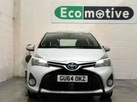 Second-hand Toyota Yaris Hybrid 2014 Argintiu Hatchback