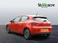 Usado Renault Clio V Evolution 90 HP (66 kW) 2023 Vermelho Citadino