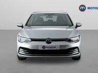 Second-hand VW Golf VIII Life 131 CP (96 kW) 2024 Hatchback