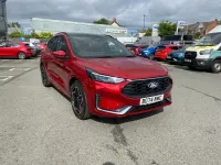 Usado Ford Kuga ST-Line X 180 CV (132 kW) 2024 Rojo SUV