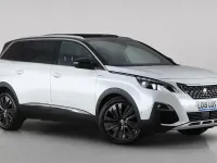 Used Peugeot 5008 Premium 181 HP (133 kW) 2019 White SUV
