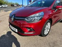 Used Renault Clio Dynamique 75 HP (55 kW) 2017 Red Hatchback