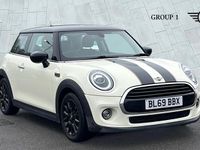 Usado Mini Cooper Classic 136 HP (100 kW) 2019 Branco Citadino