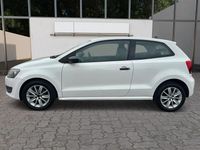Begagnad VW Polo S 2012 Vit Halvkombi