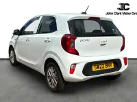 Used Kia Picanto 65 HP (47 kW) 2022 White Hatchback