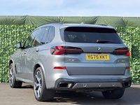 Usado BMW X5 M Sport 298 HP (219 kW) 2025 Cinzento SUV