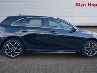 Usado Kia Ceed GT-Line 140 HP (102 kW) 2024 Preto Citadino